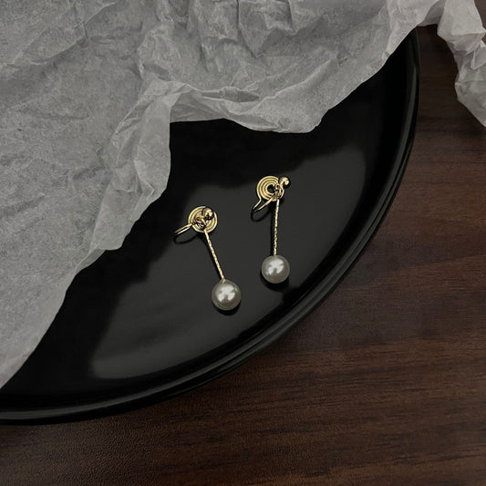Pearl earrings without pierced ears