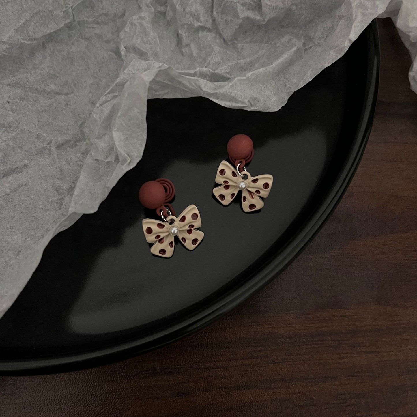 Pearl earrings without pierced ears