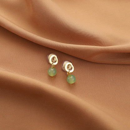 Pearl earrings without pierced ears