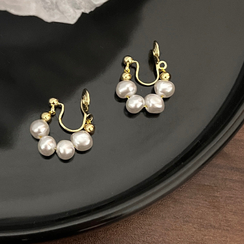 Pearl earrings without pierced ears