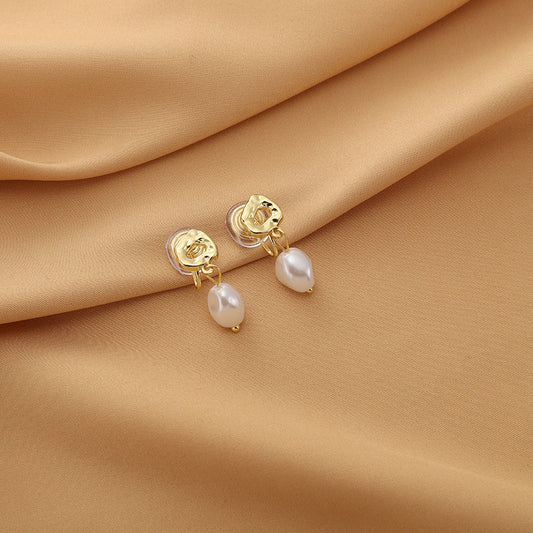 Pearl earrings without pierced ears