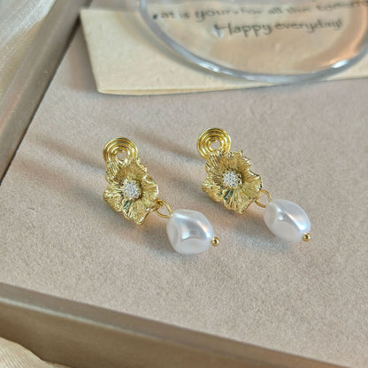Pearl earrings without pierced ears