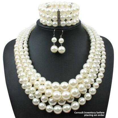 Pearl-like multi-layered collar chain