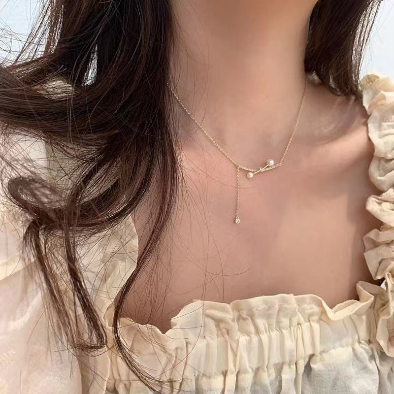 Pearl Necklace Light Luxury Niche Pendant Advanced Design Niche Clavicle Chain