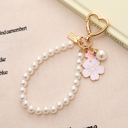 Pearl necklace pendant