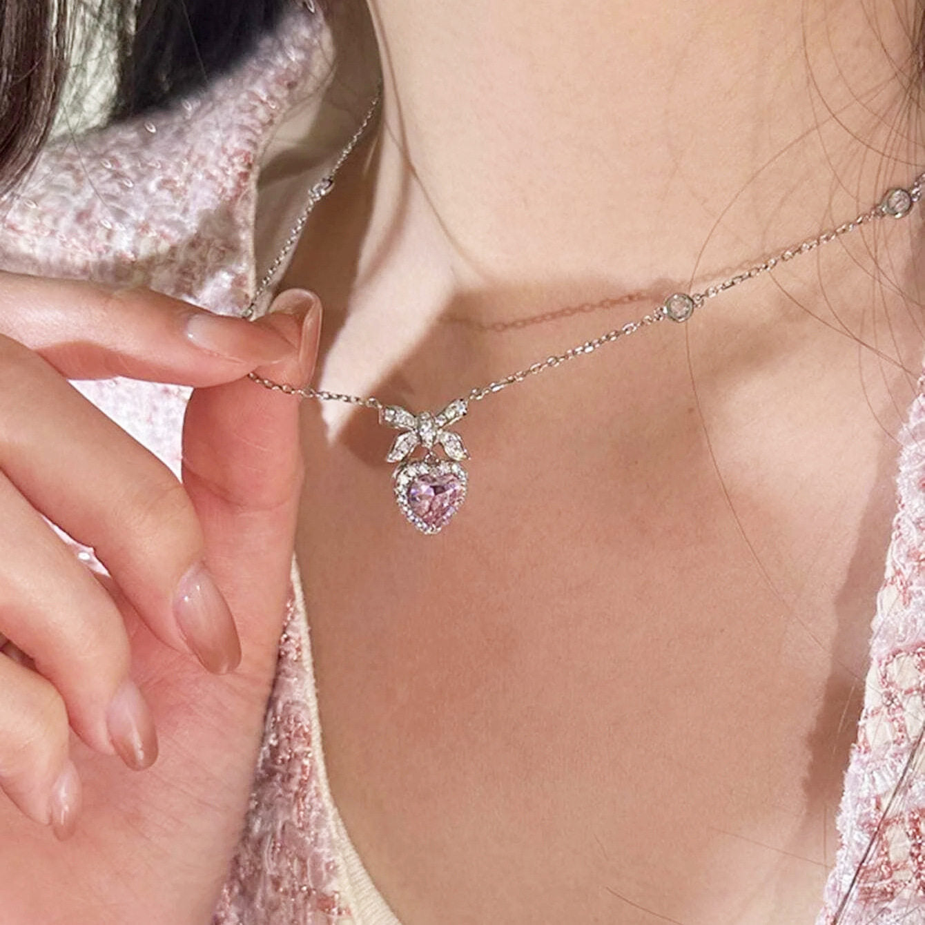 pearl necklace