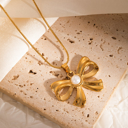 Pearl necklace