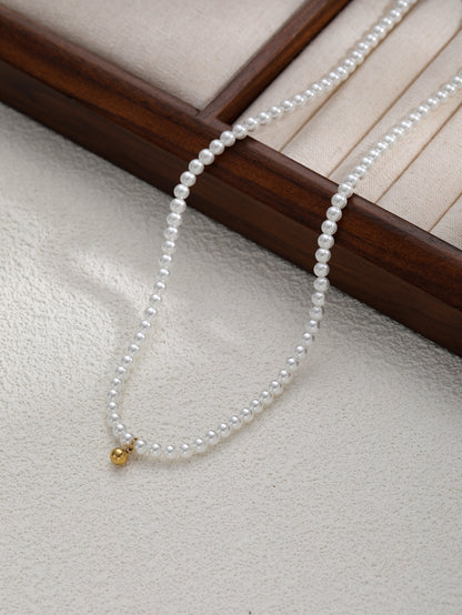 Pearl necklace