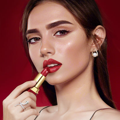 Pearlescent diamond lip gloss
