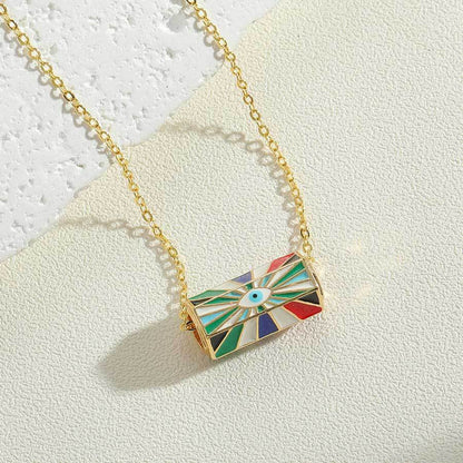 pendant necklace