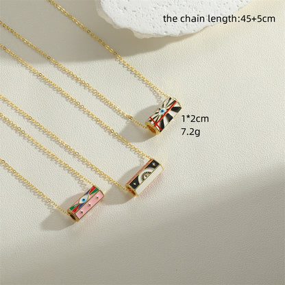 pendant necklace