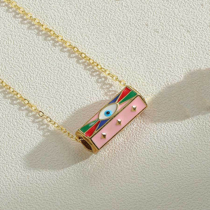 pendant necklace