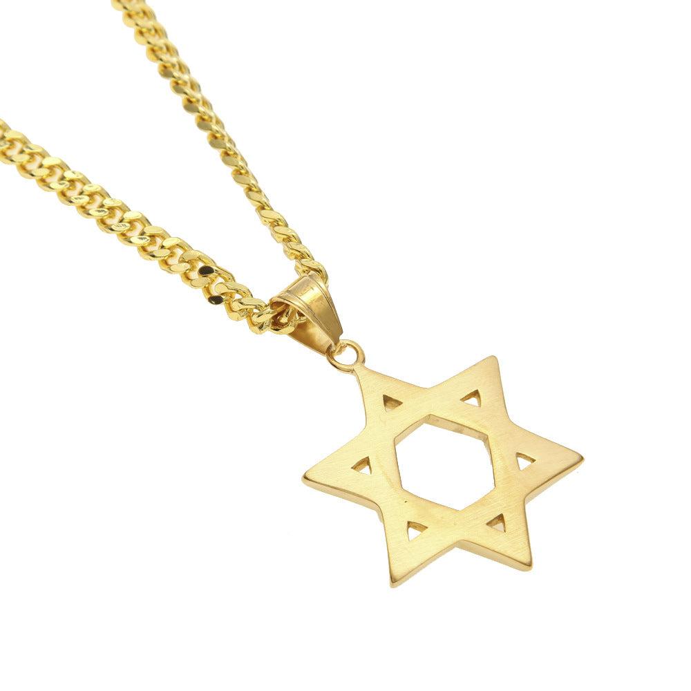 pendant necklace