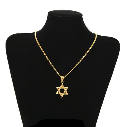 pendant necklace