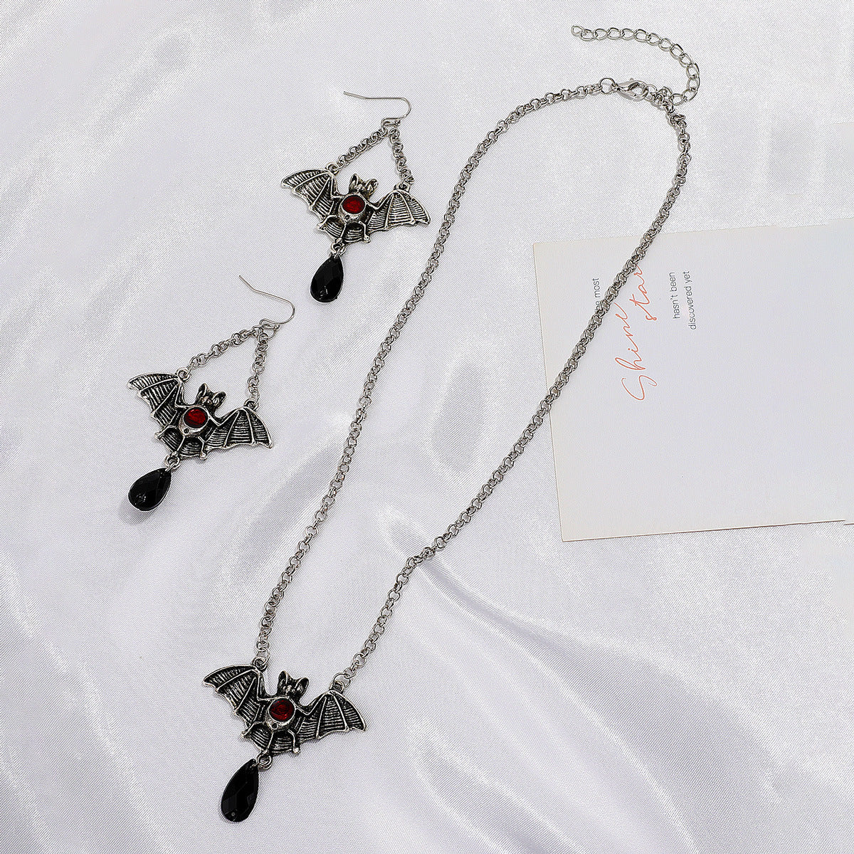 personalized short clavicle chain