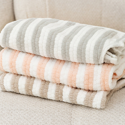Pet bathrobe