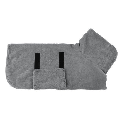 Pet bathrobe that completely covers the body