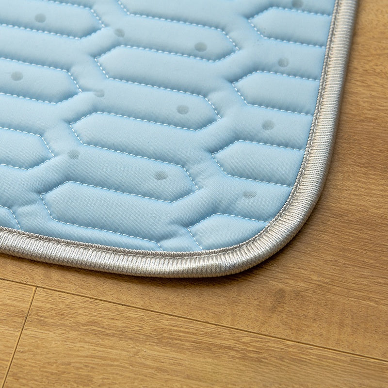 Pet cooling mat