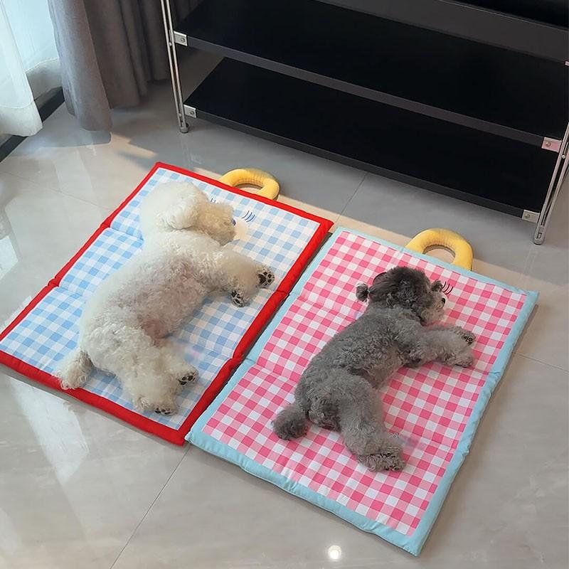 Pet Cooling Mat with Dual-Sided Design