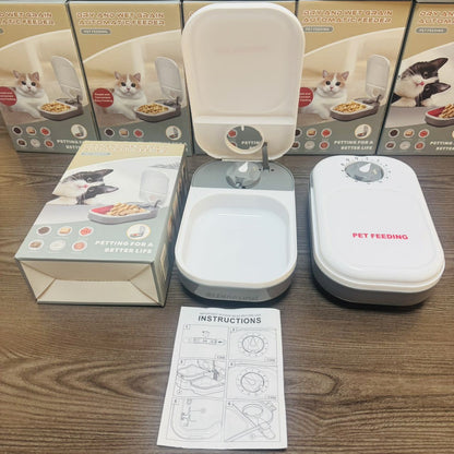 Pet feeder