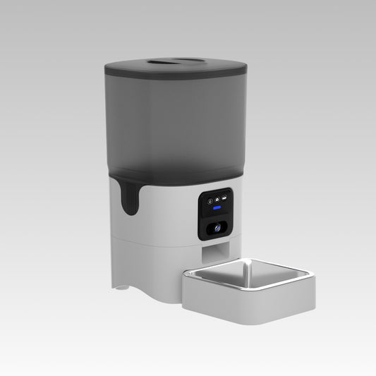 Pet feeder