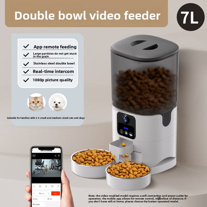 Pet feeder