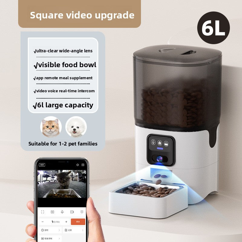 Pet feeder