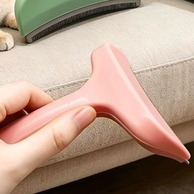 Pet grooming brush