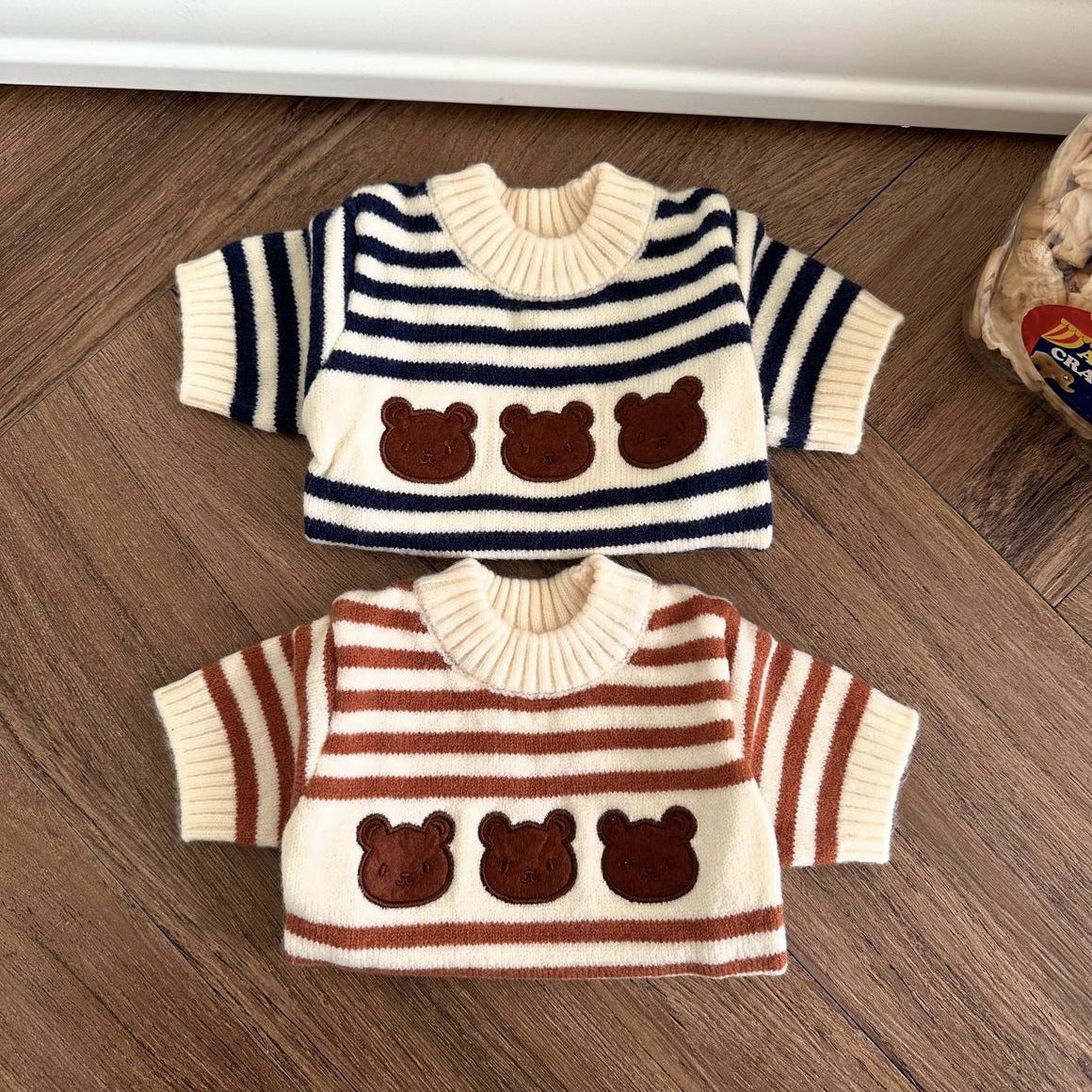 Pet sweater