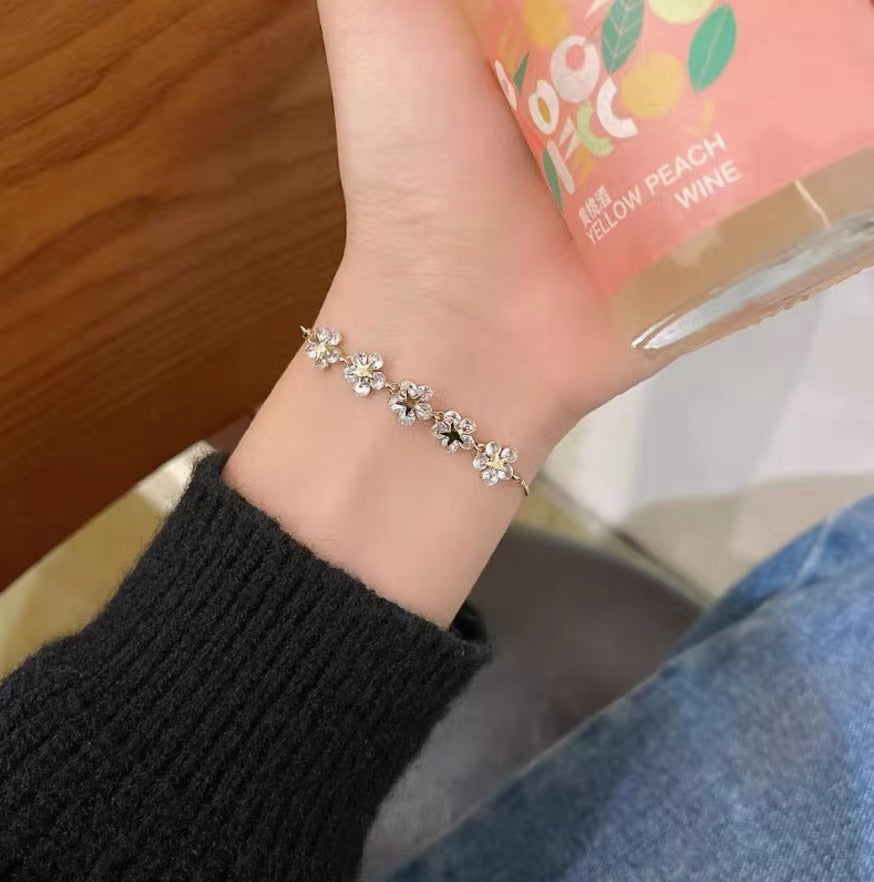 Petal bracelet