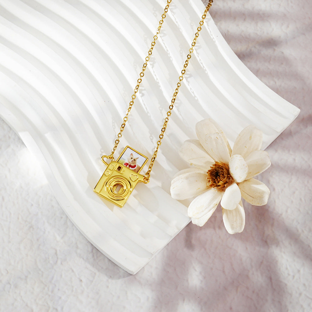 photo necklace