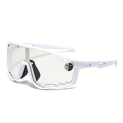 Photochromic sunglasses