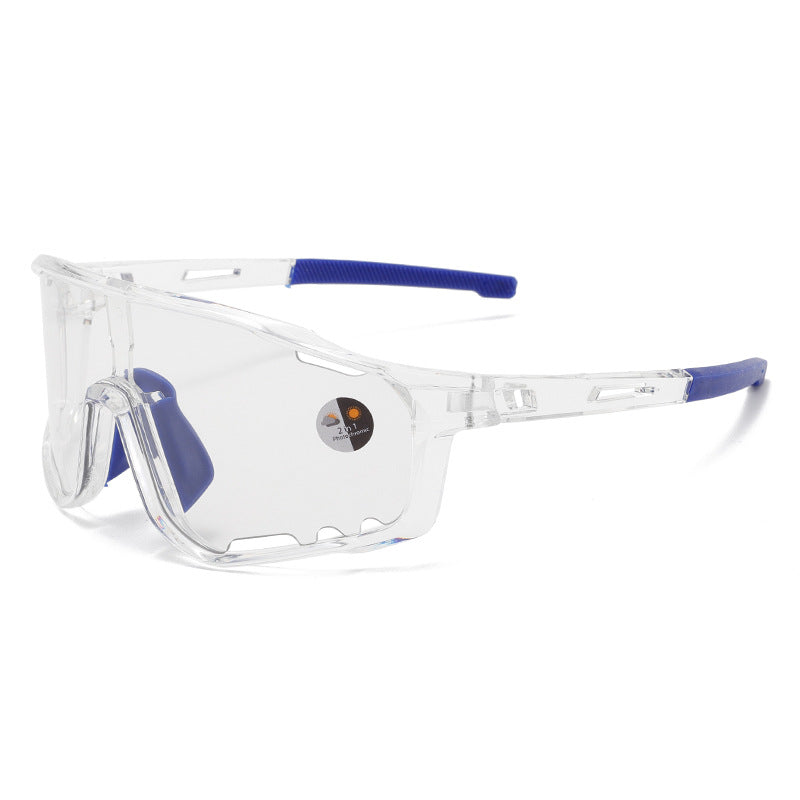 Photochromic sunglasses