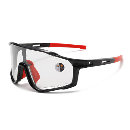 Photochromic sunglasses