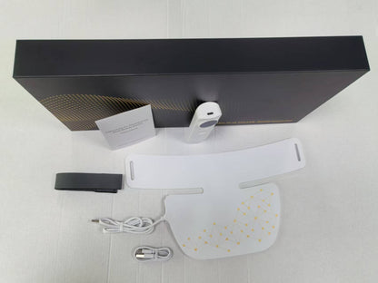 Photon Rejuvenating Mask