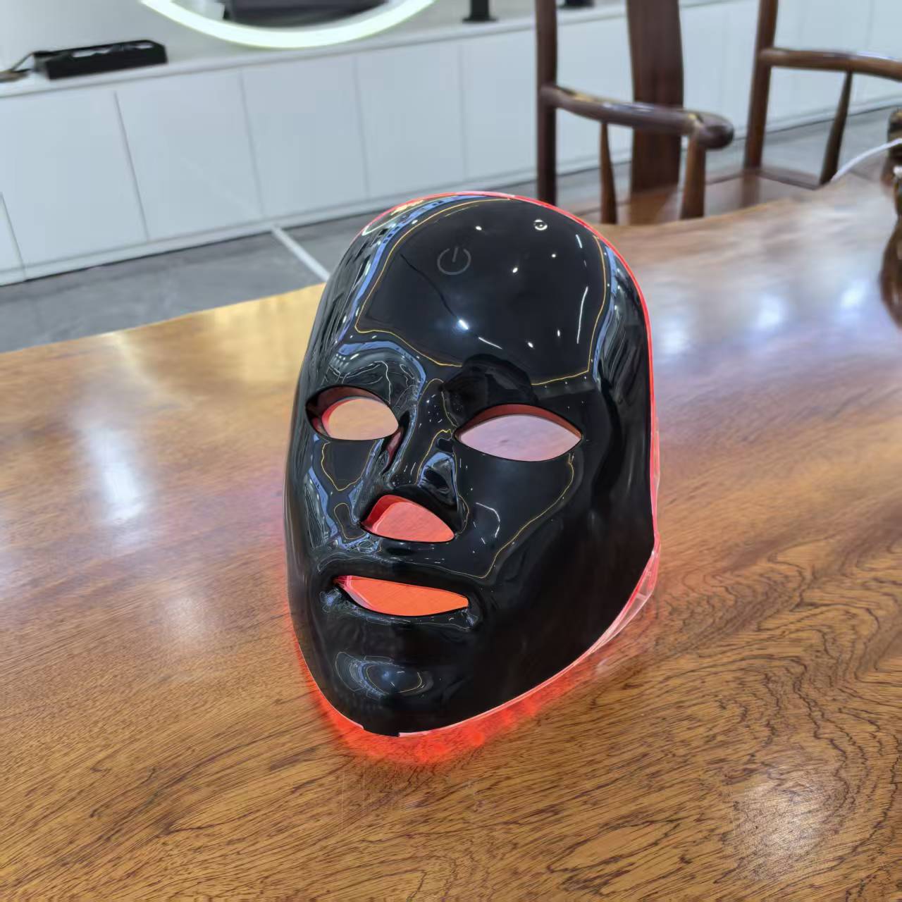 Phototherapy Beauty Device