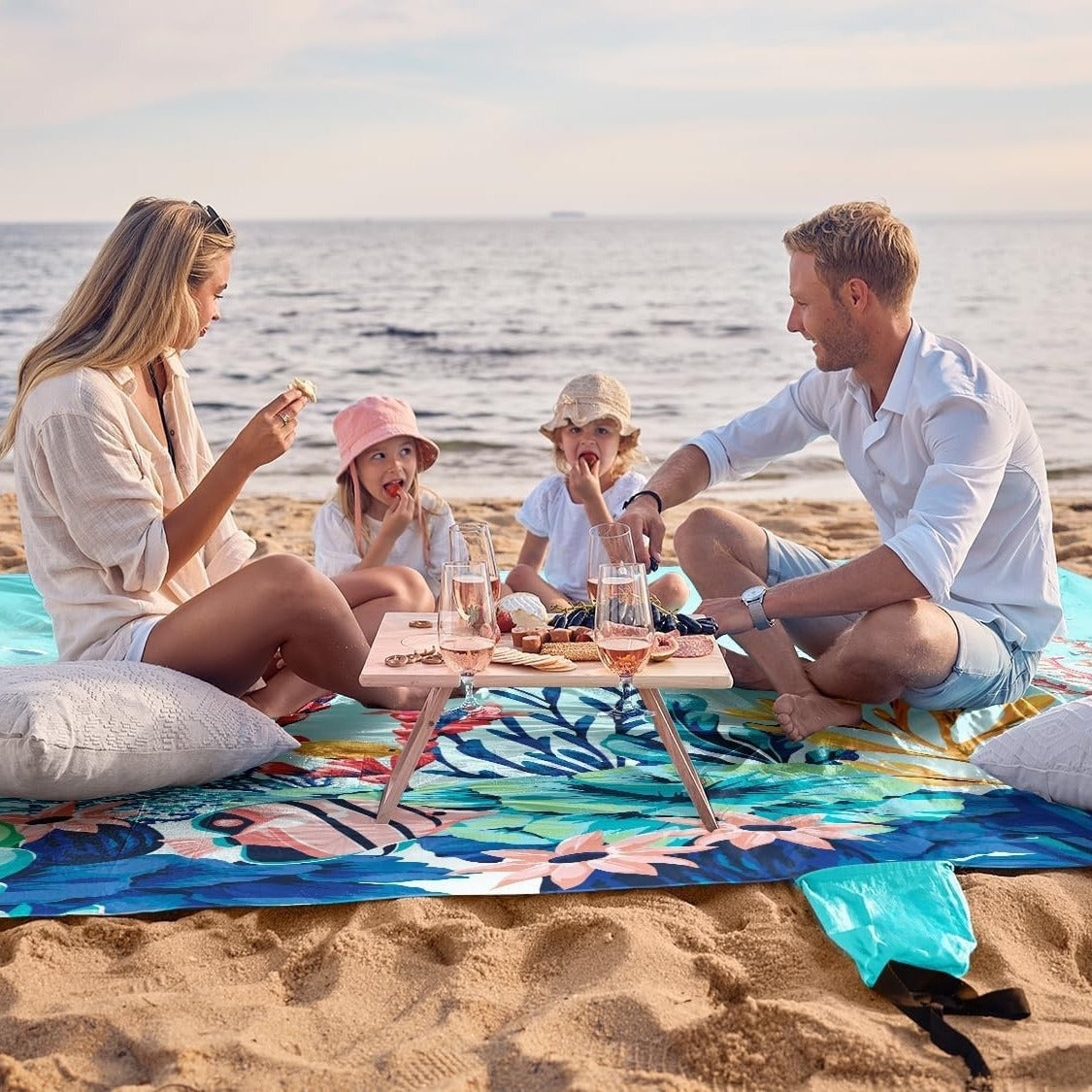 Picnic beach mat