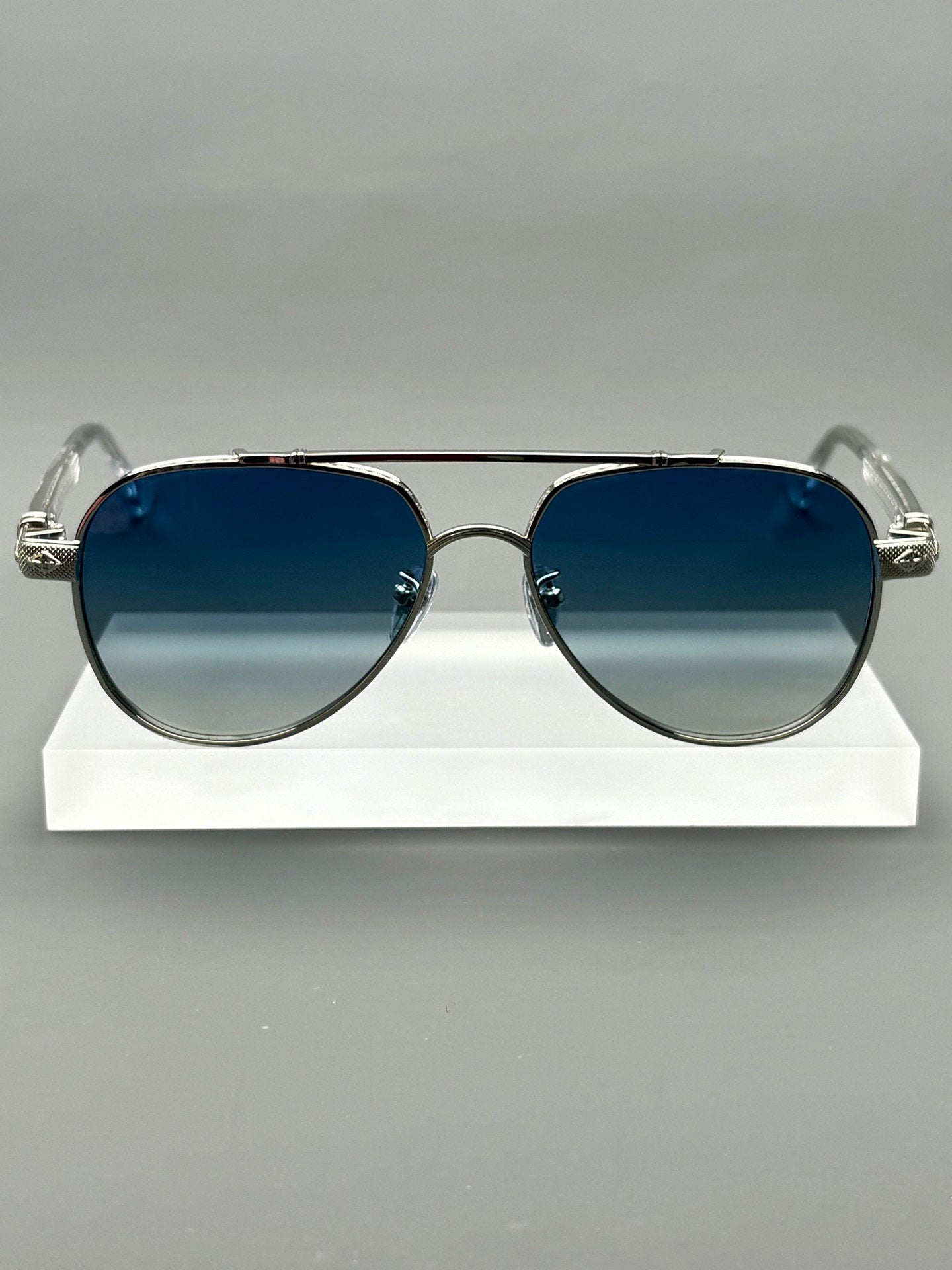 Pilot-Style Oversized Sunglasses
