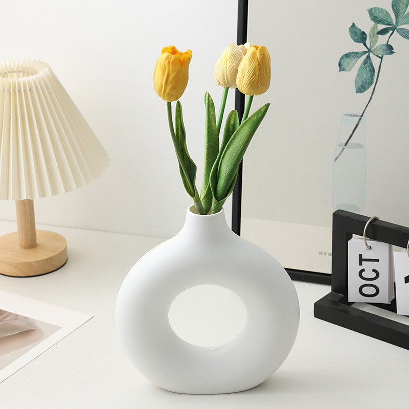 Pineapple-textured jute rope plastic vase