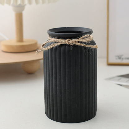 Pineapple-textured jute rope plastic vase