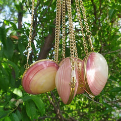 7.5cm Round Pink Clamshell