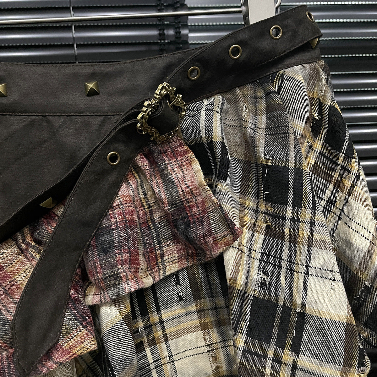 plaid skirt