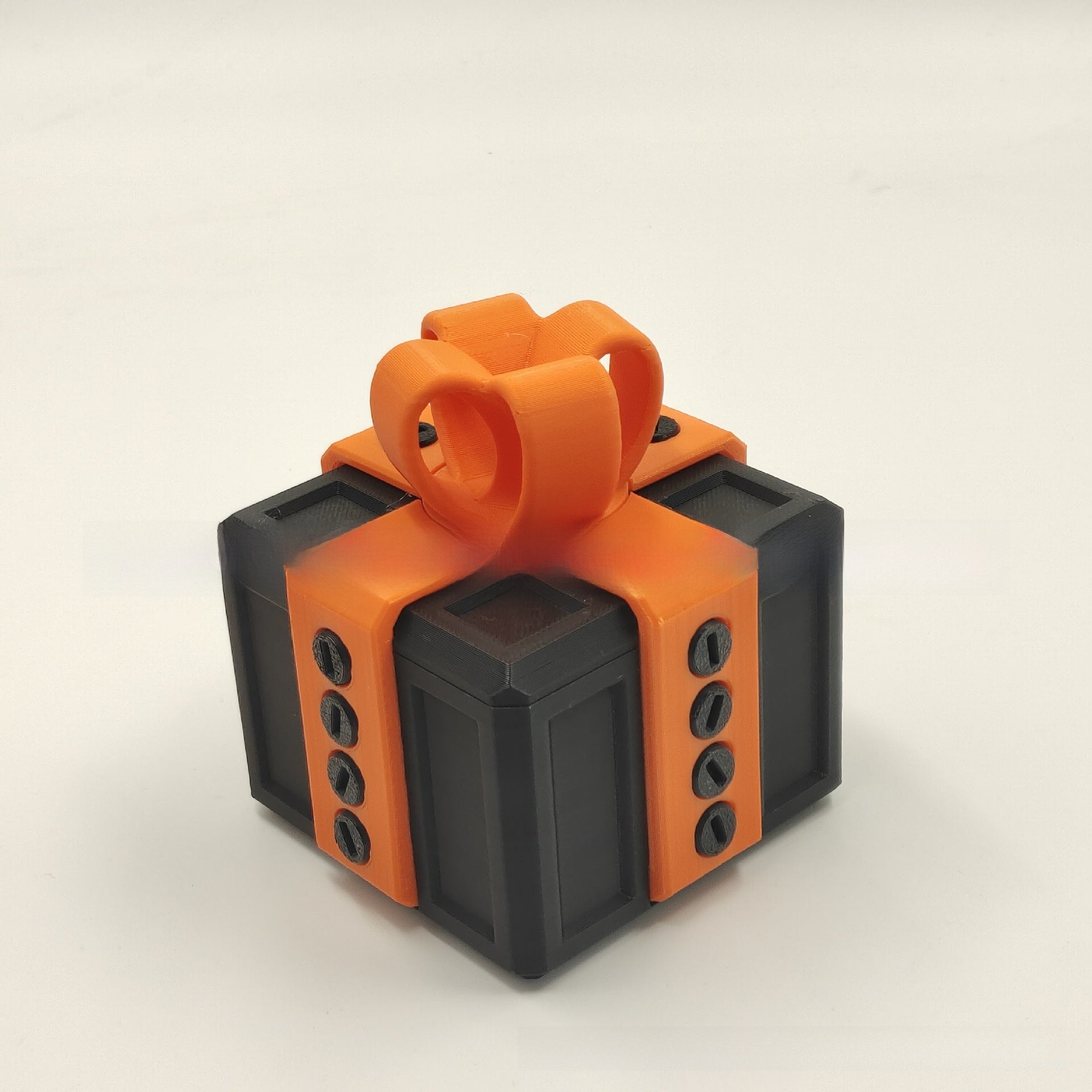 Plastic gift box