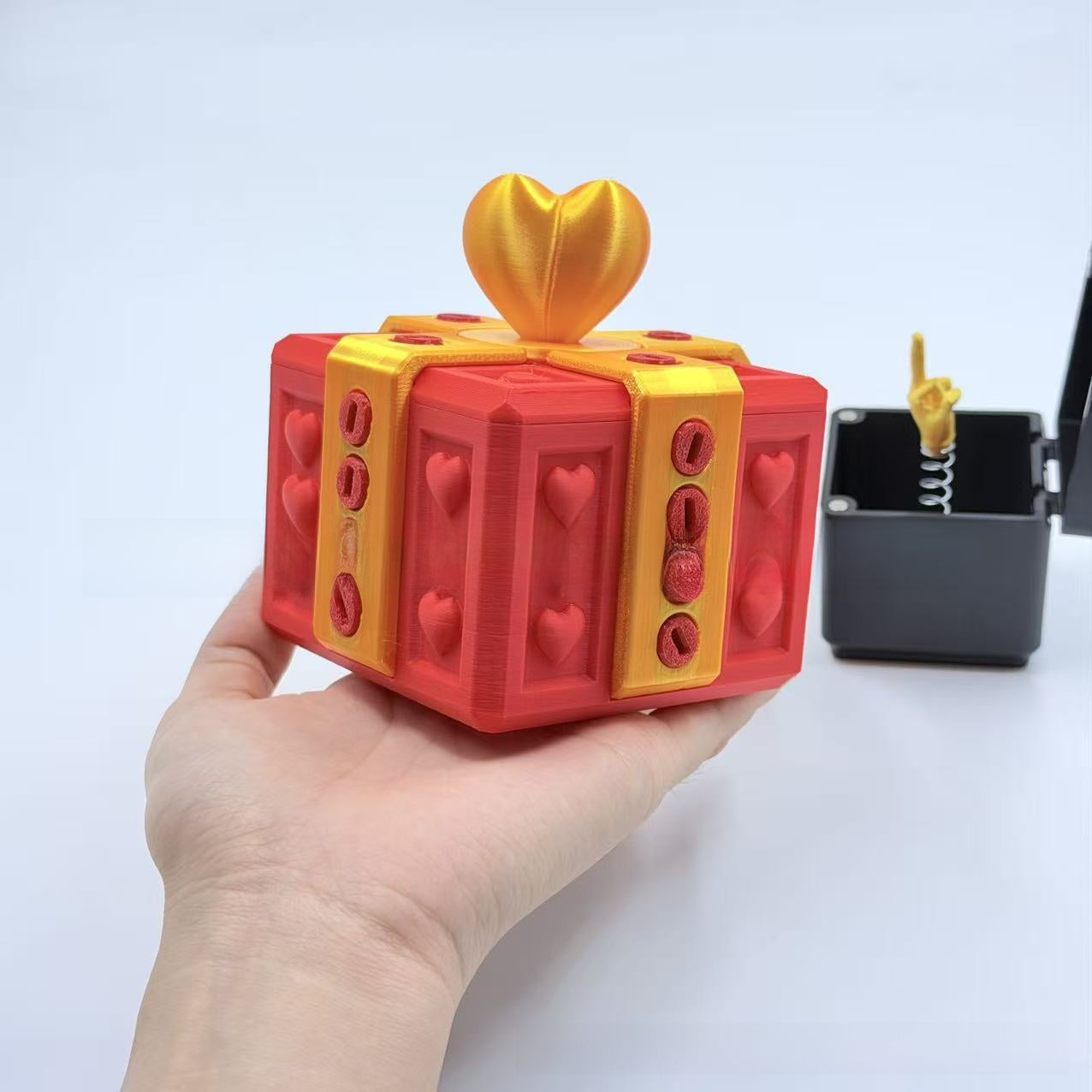Plastic gift box