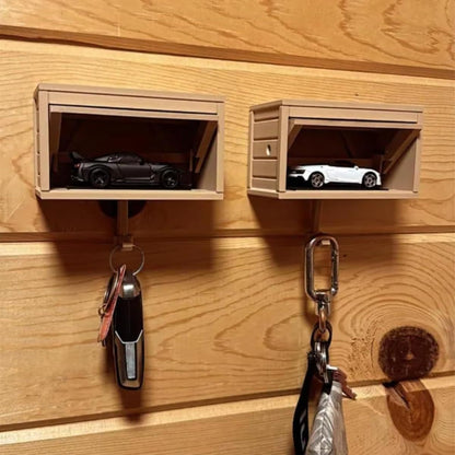 Plastic keyholder