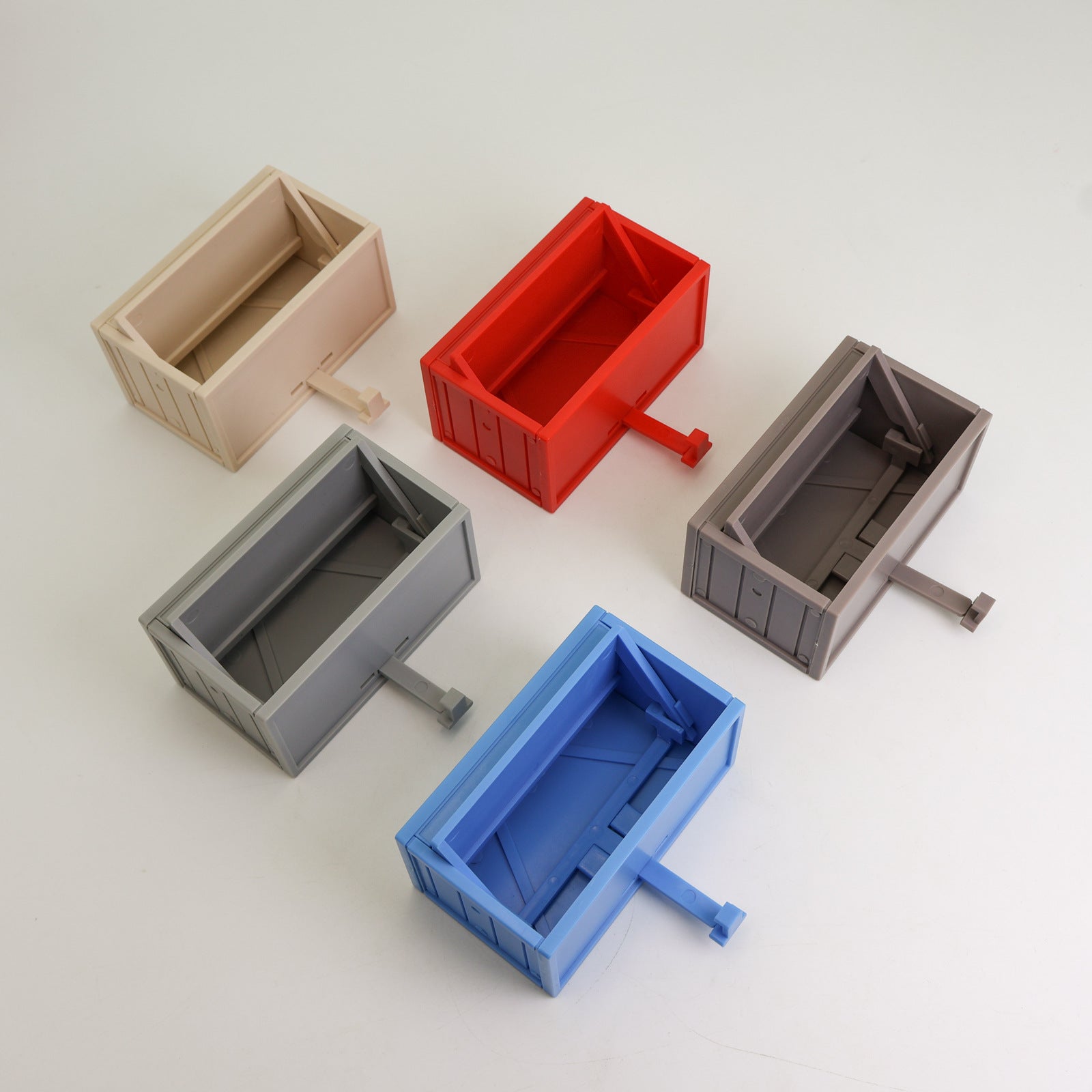 Plastic keyholder