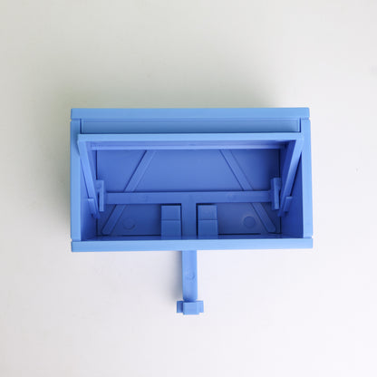 Plastic keyholder