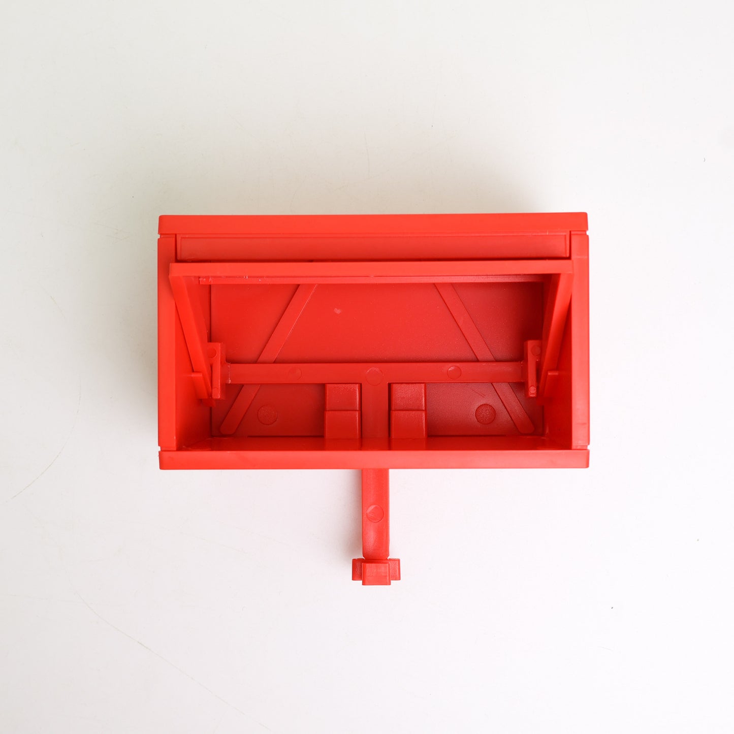 Plastic keyholder