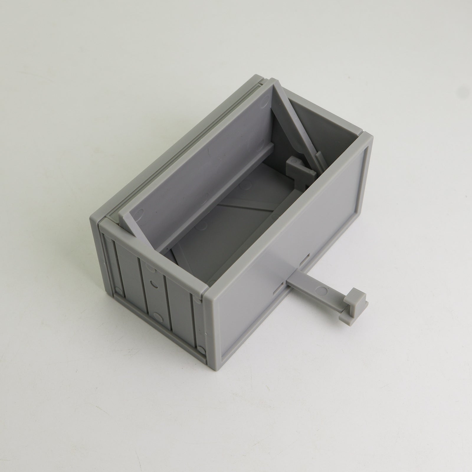 Plastic keyholder