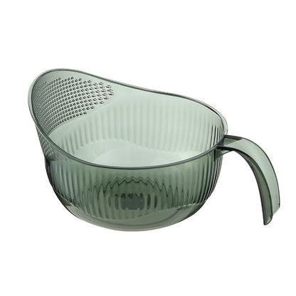 Plastic kitchenware
